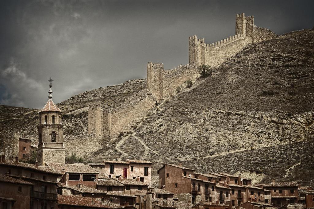 Hotel Albanuracin Albarracín Exterior foto